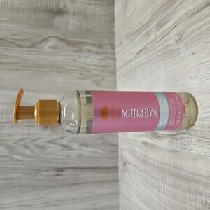 New Tree Hut Watermelon Moisturizing Shave Oil 7.7 oz